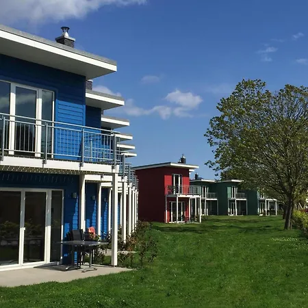 Holiday home Reihenhaus Im Ostseeresort Dampland *